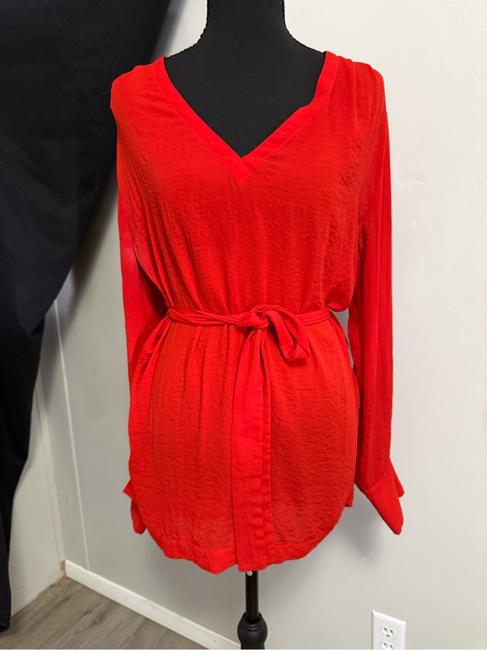 H&M Red V-Neck Belted Tunic Top